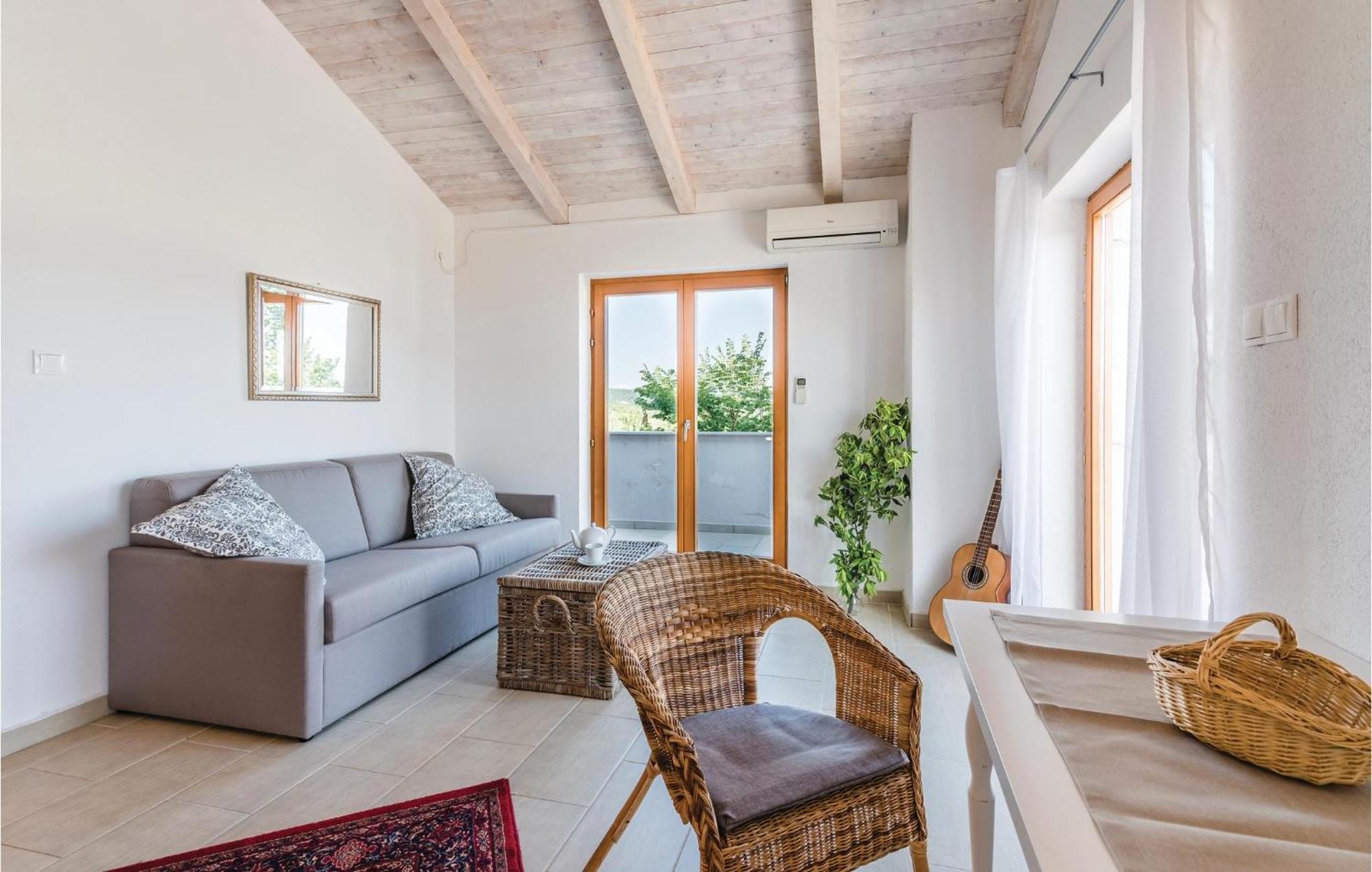 Nice Home In Zgaljici With Outdoor Swimming Pool Skrbcici Экстерьер фото